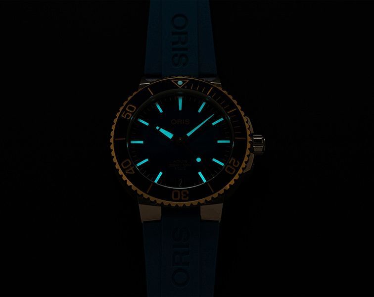 Oris Aquis Aquis Date Calibre 400 Blue Dial 41.5 mm Automatic Watch For Men - 4