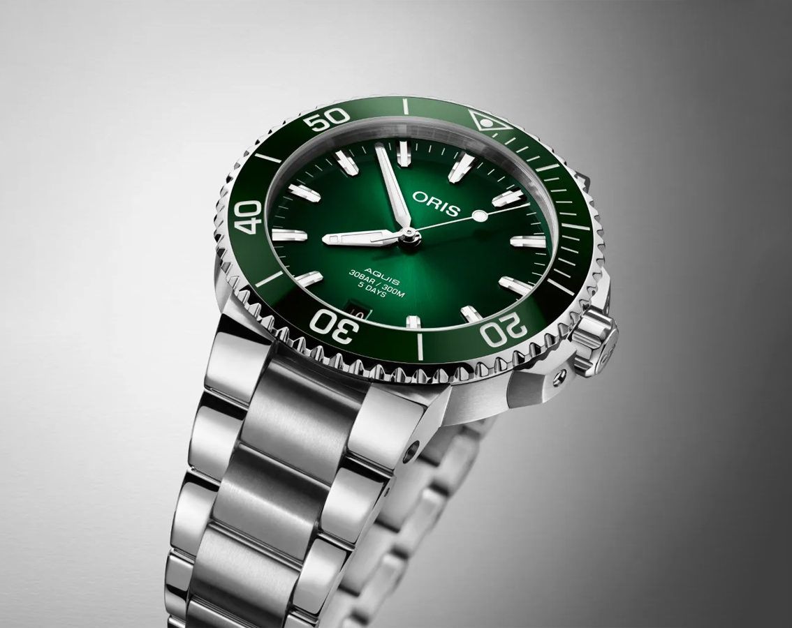 Oris aquis green 39.5 mm hot sale