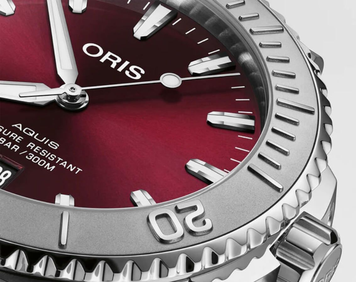 Oris Aquis Aquis Date Relief Red Dial 41.5 mm Automatic Watch For Men - 6