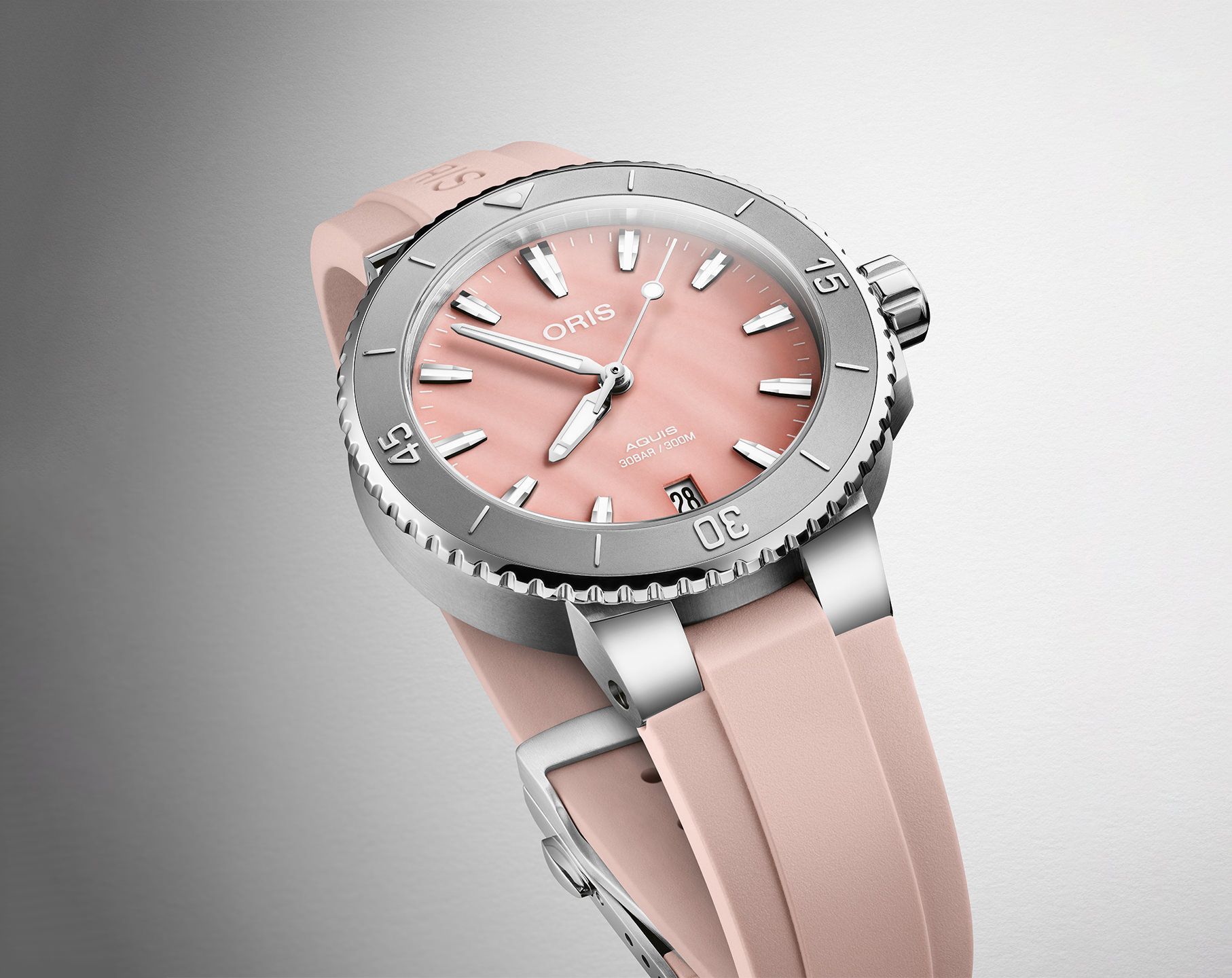 Oris Aquis Aquis Date Pink MOP Dial 36.5 mm Automatic Watch For Women - 3