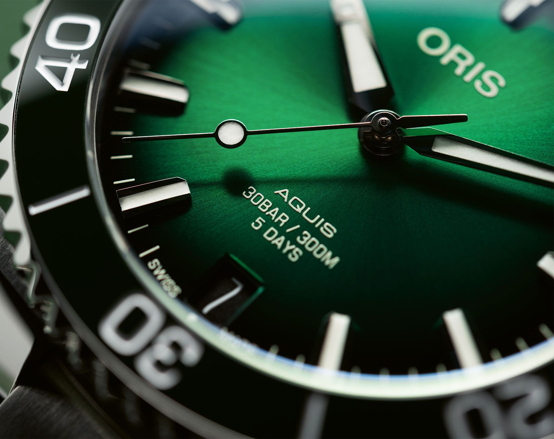 Oris Aquis Aquis Date Calibre 400 Green Dial 41.5 mm Automatic Watch For Men - 4