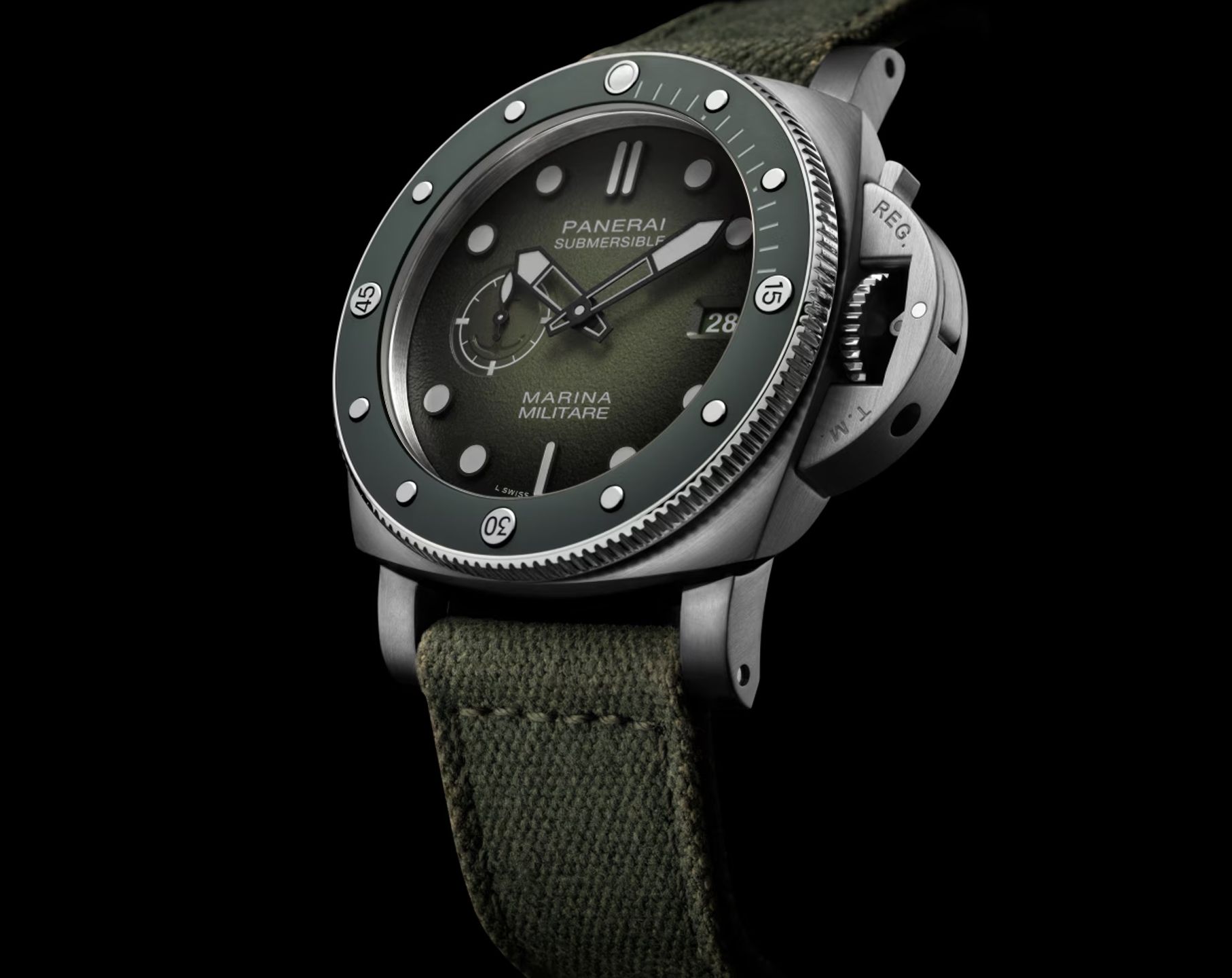 Panerai Submersible Automatic Watch PAM01697