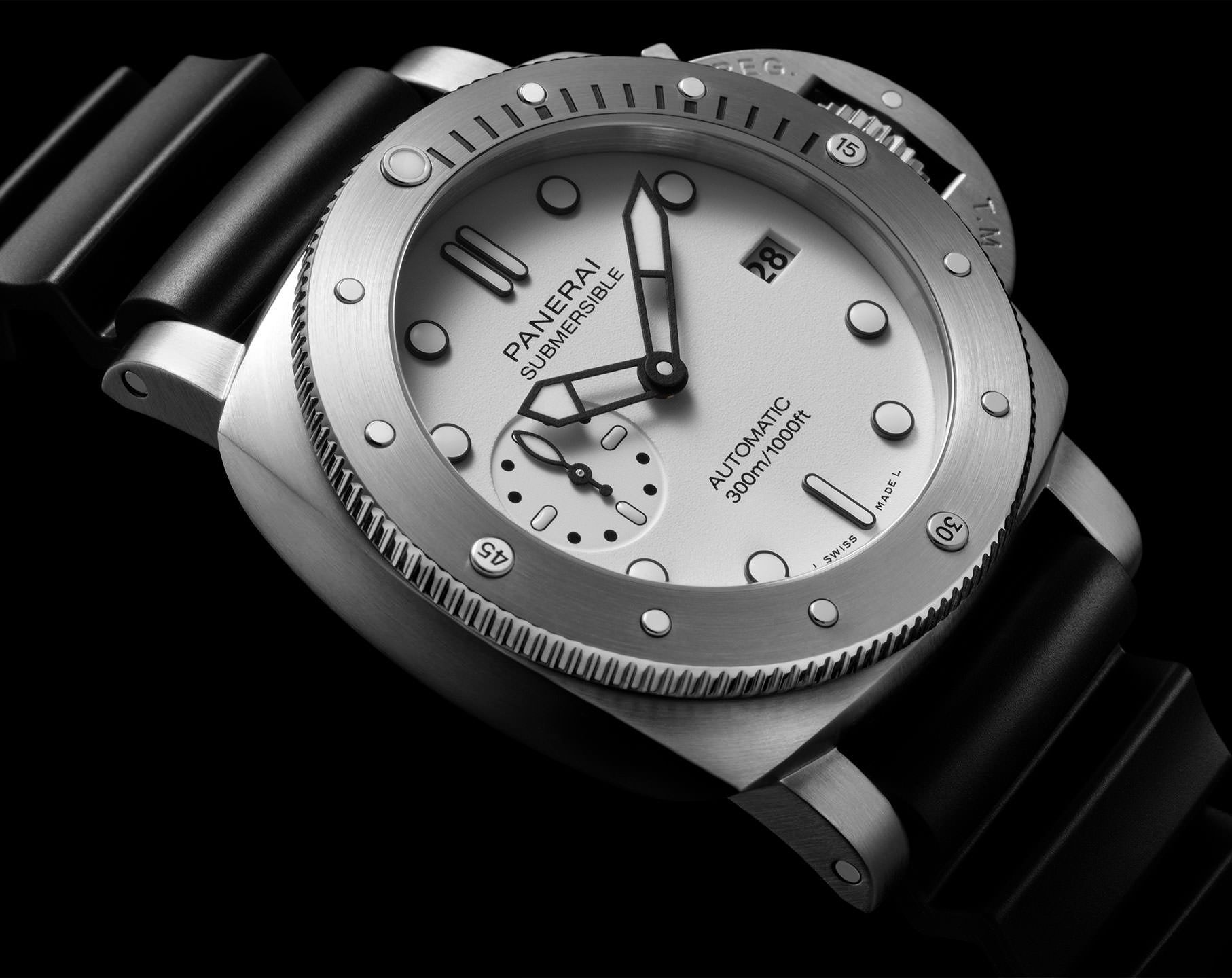 Panerai  42 mm Watch in White Dial For Men - 3