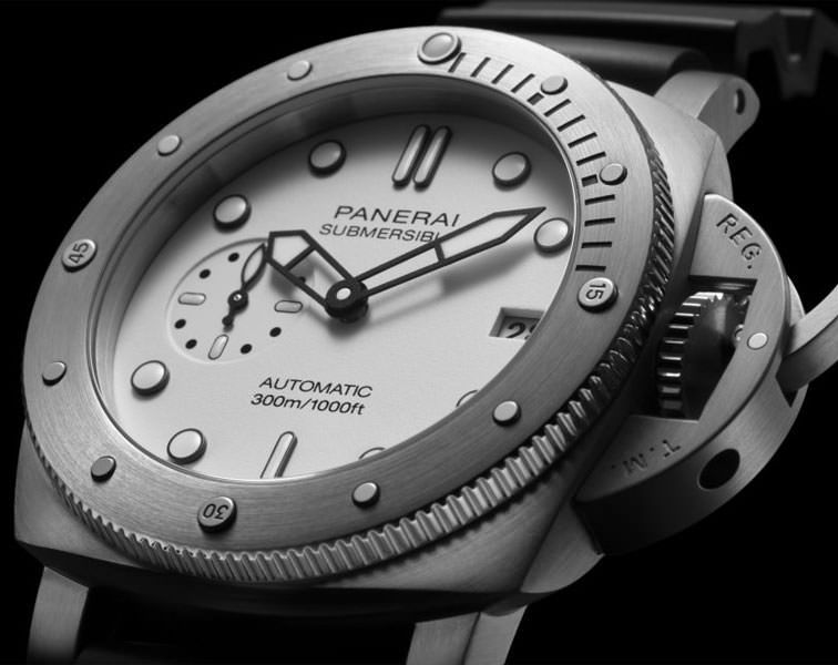 Panerai  42 mm Watch in White Dial For Men - 4