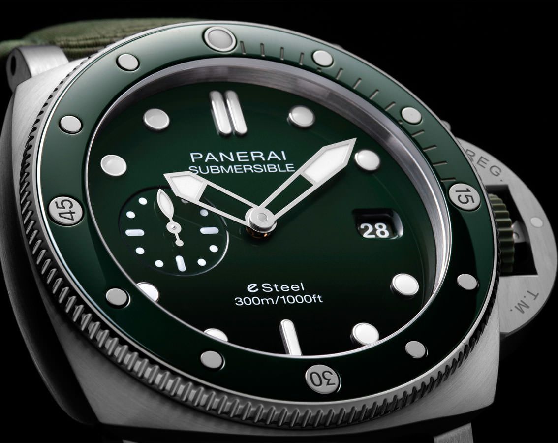 Panerai Submersible 44 mm Watch in Green Dial