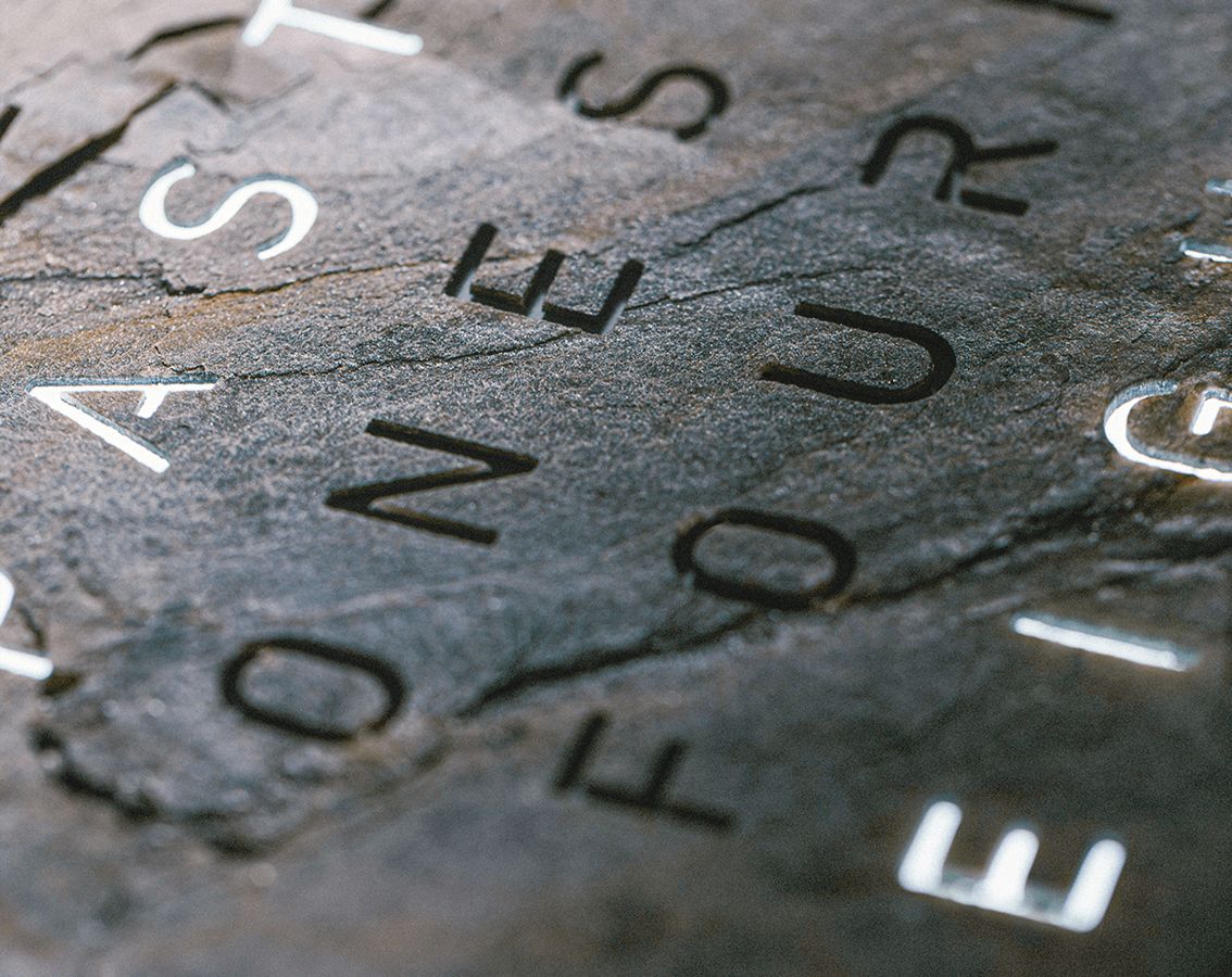 QLOCKTWO Earth 180 Clocks - 4