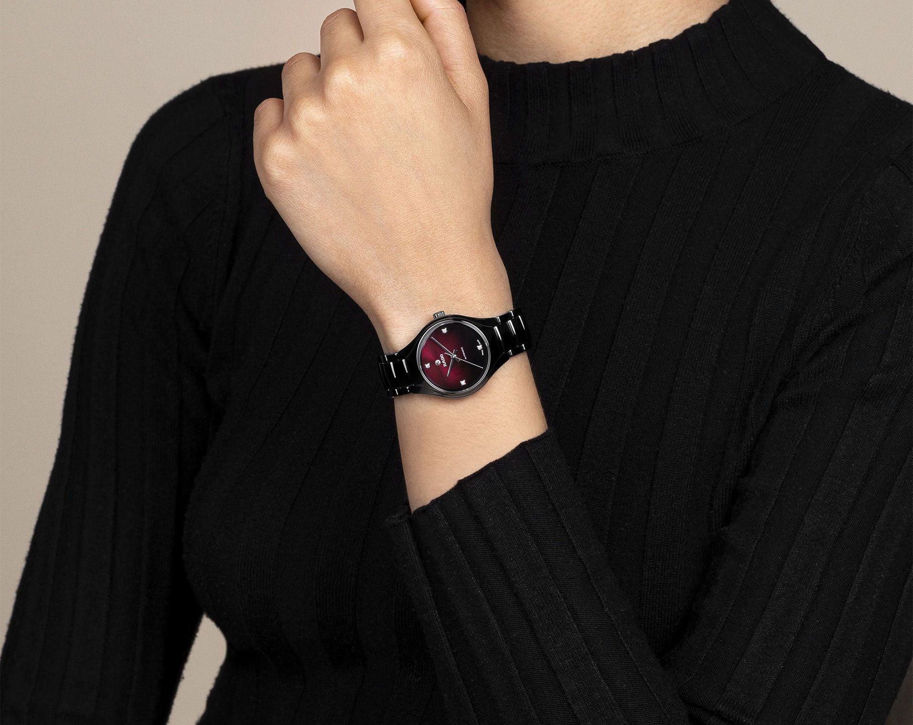 Rado True Round  Red Dial 30 mm Automatic Watch For Women - 3