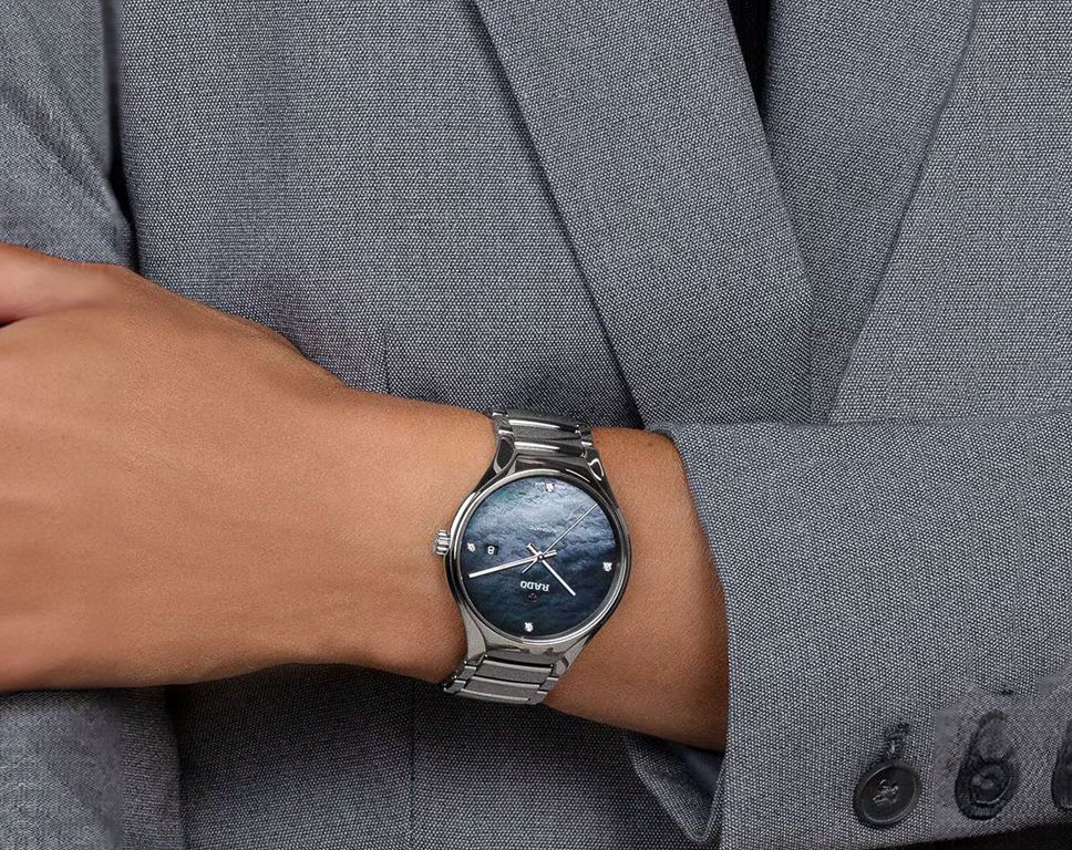 Rado True Round  MOP Dial 40 mm Automatic Watch For Unisex - 5
