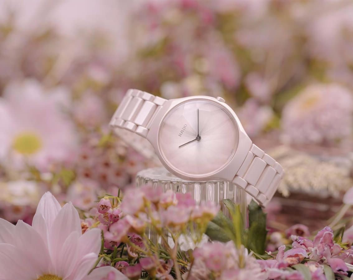 Rado True Thinline 39 mm Watch in Pink Dial