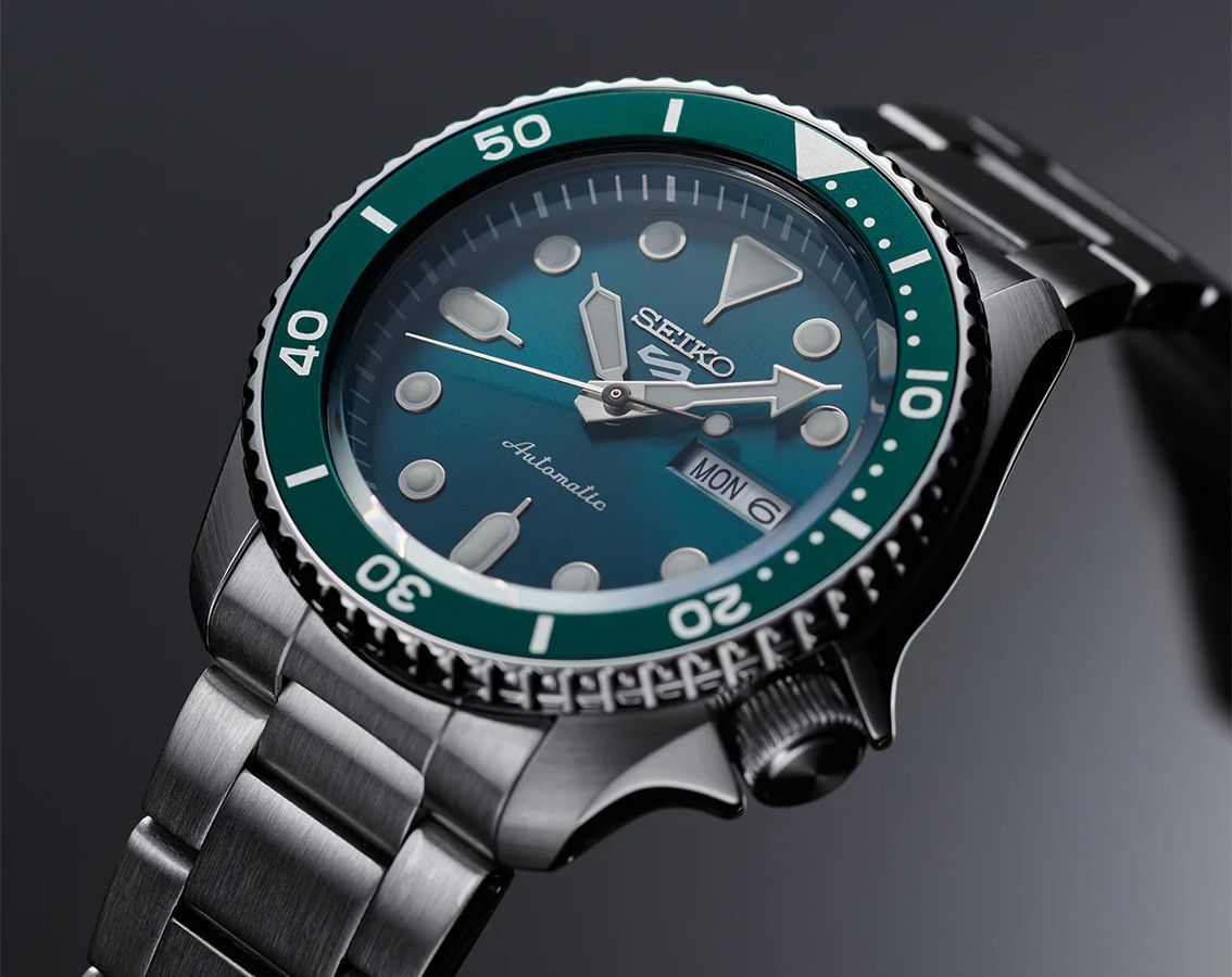 Seiko 5 Sports SKX Green Dial 42.5 mm Automatic Watch For Men - 5