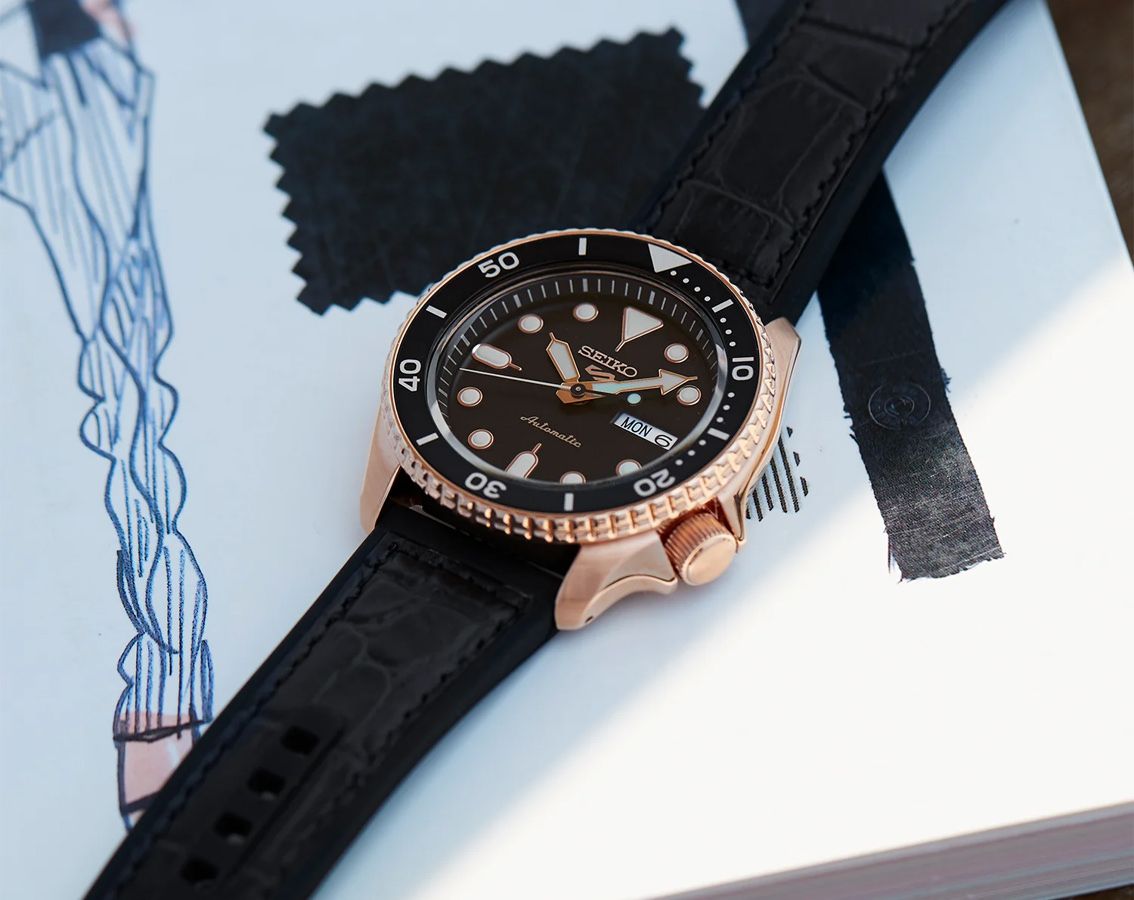 Seiko 5 Sports SKX Black Dial 42.5 mm Automatic Watch For Men - 7