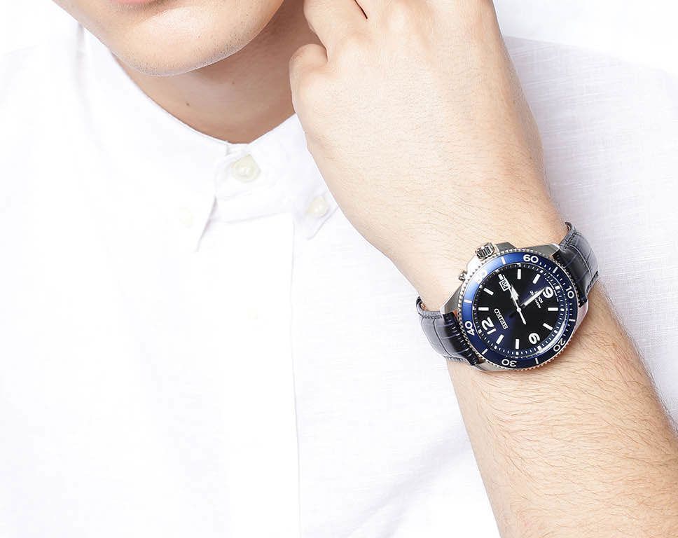 Seiko Kinetic  Blue Dial 44.7 mm Quartz Watch For Men - 5