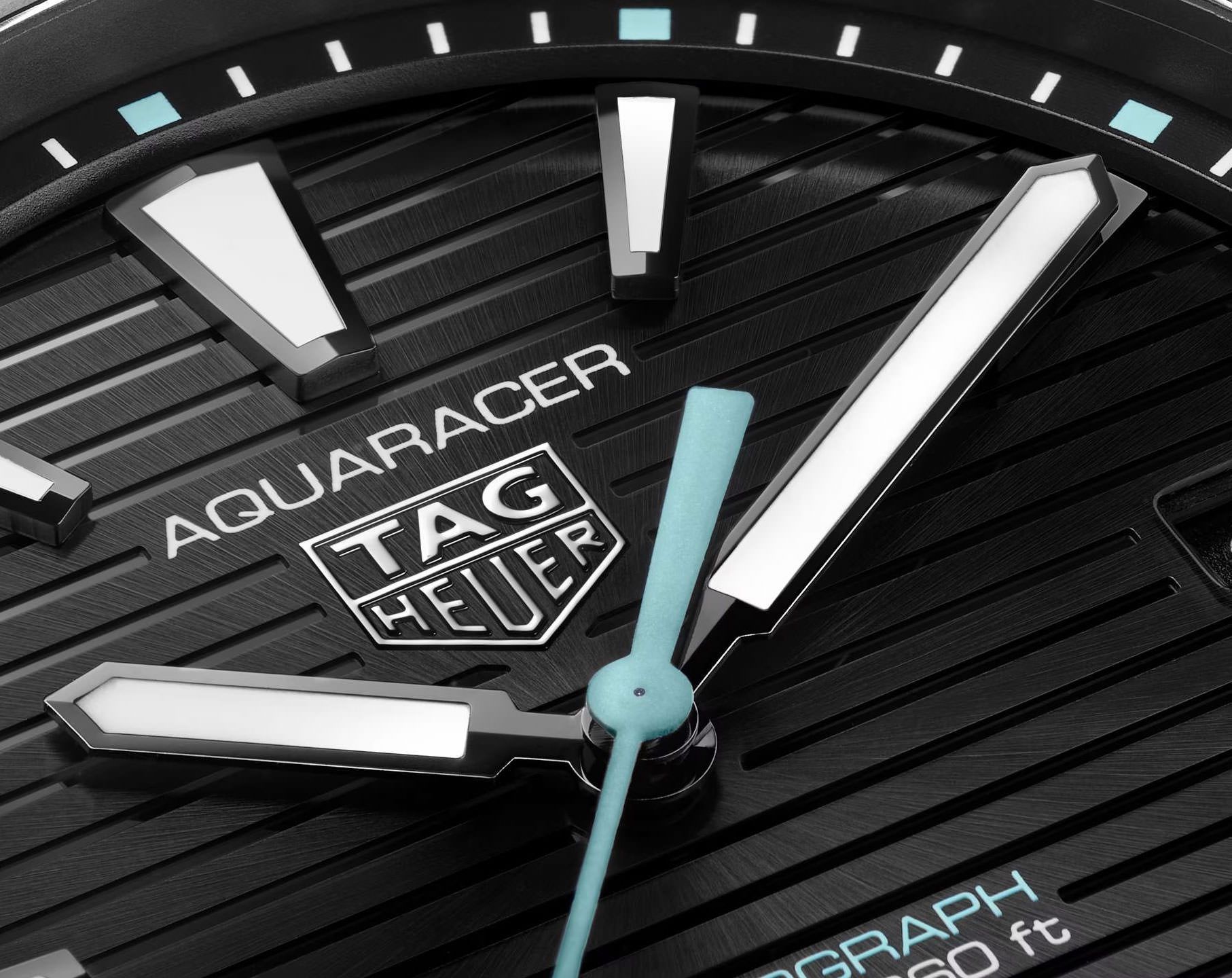 TAG Heuer Aquaracer Professional 200 Black Dial 40 mm Quartz Watch For Men - 4