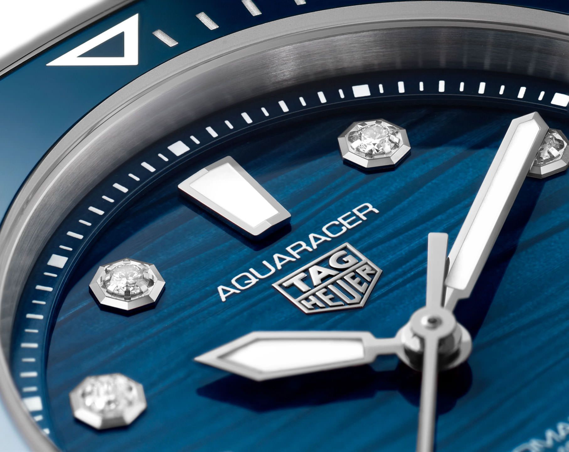 Tag sales aquaracer blue
