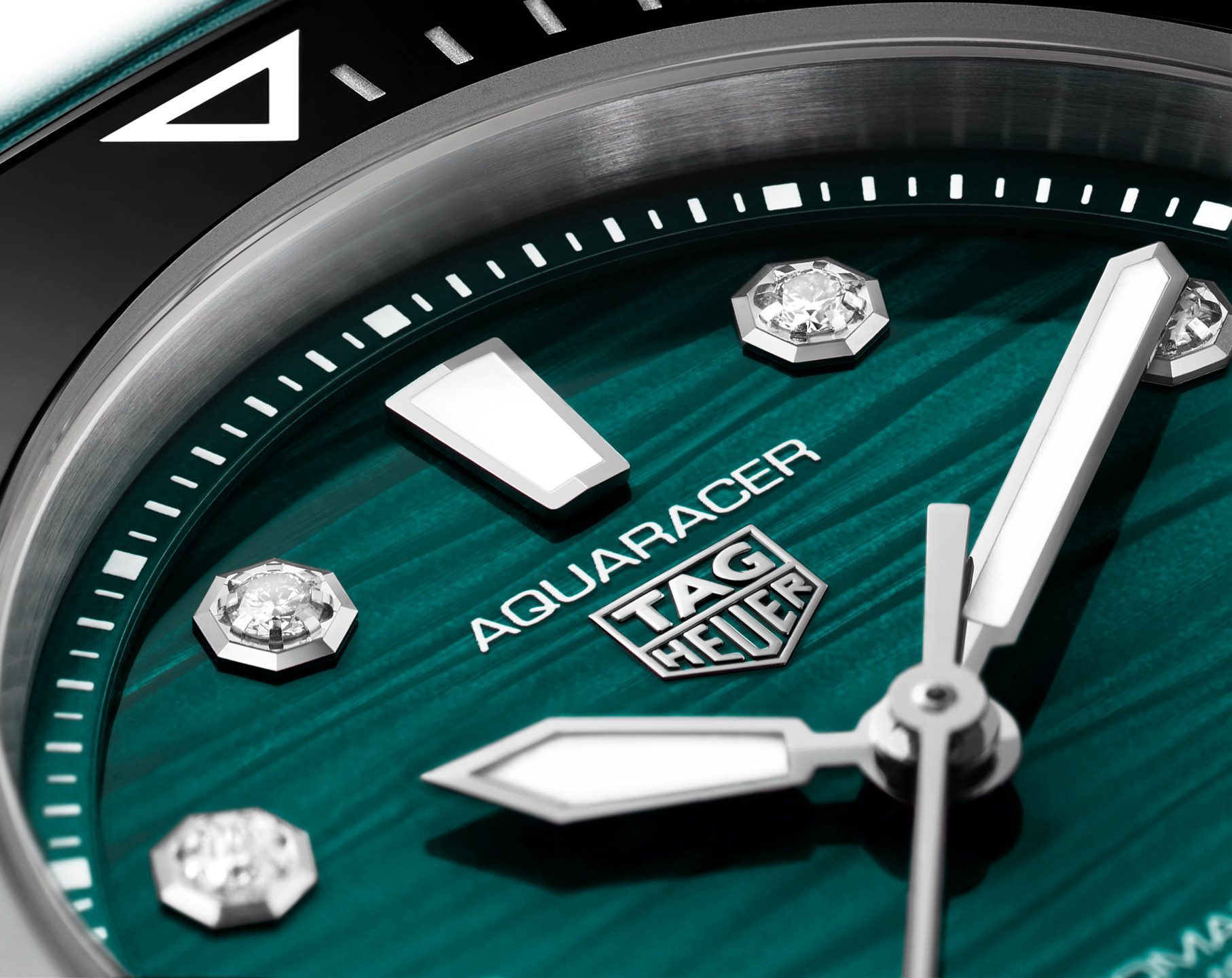 TAG Heuer Aquaracer Professional 300 Green Dial 36 mm Automatic Watch For Women - 4