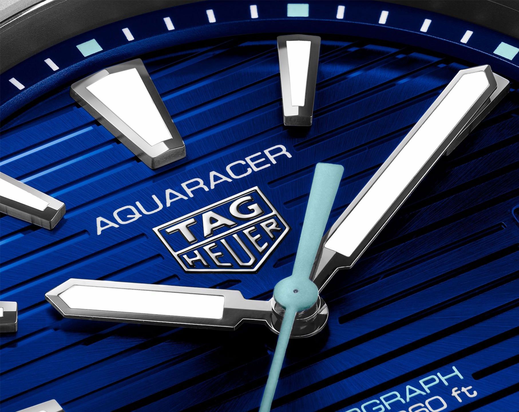 TAG Heuer Aquaracer Professional 200 Blue Dial 40 mm Quartz Watch For Men - 4