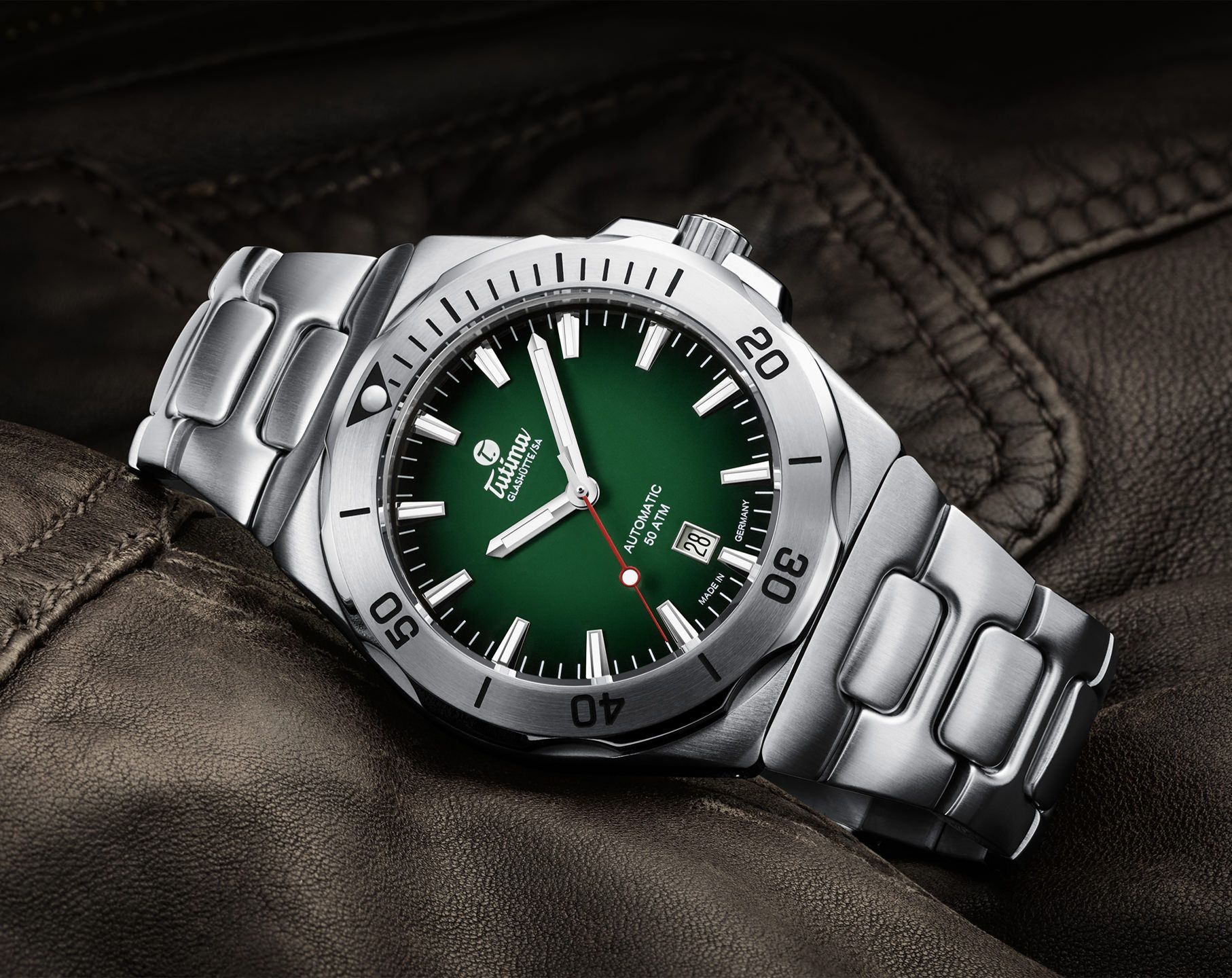 Tutima Glashütte Seven Seas S 44 mm Watch in Green Dial For Men - 2