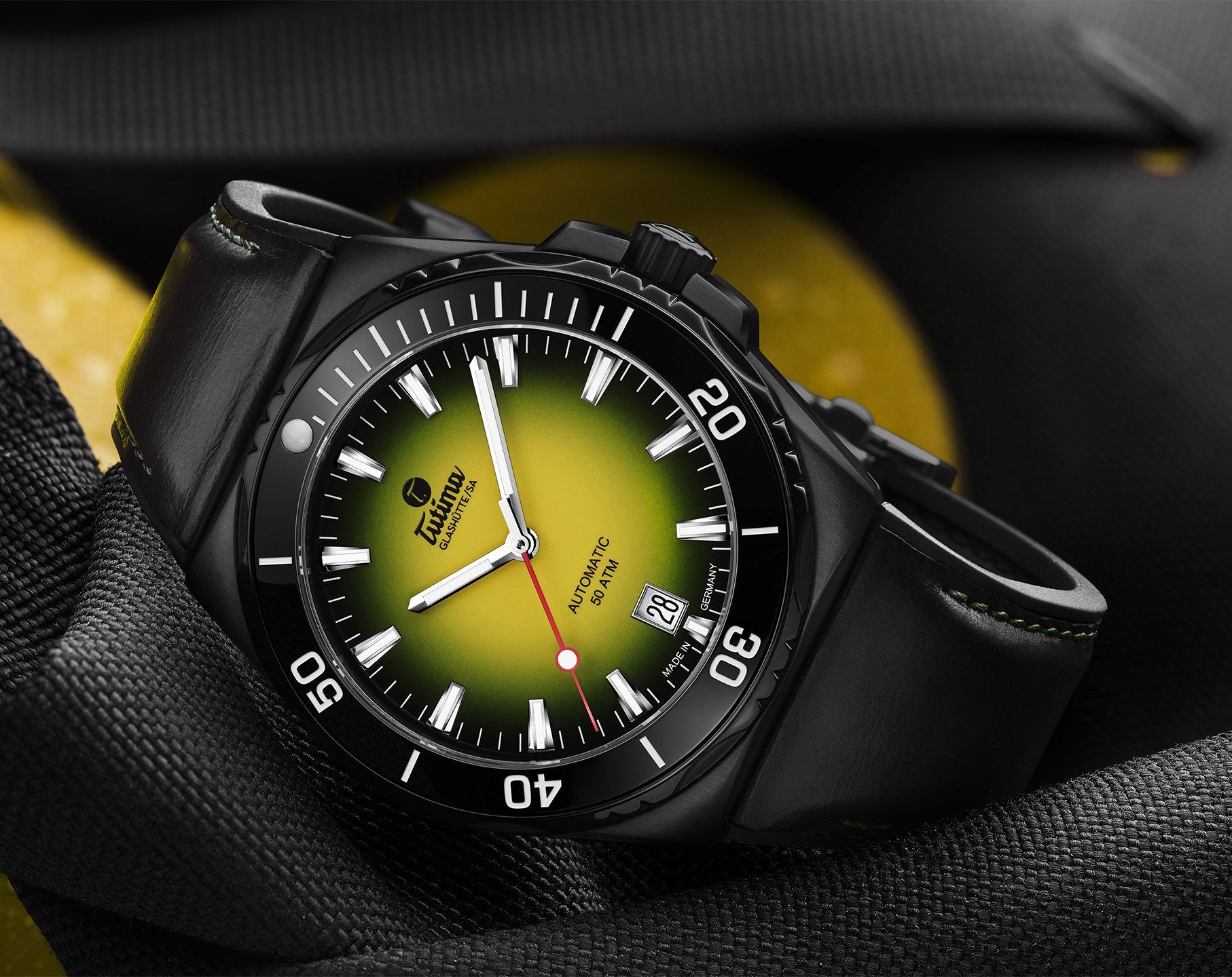 Tutima Glashütte Seven Seas S 40 mm Watch in Yellow Dial For Men - 2