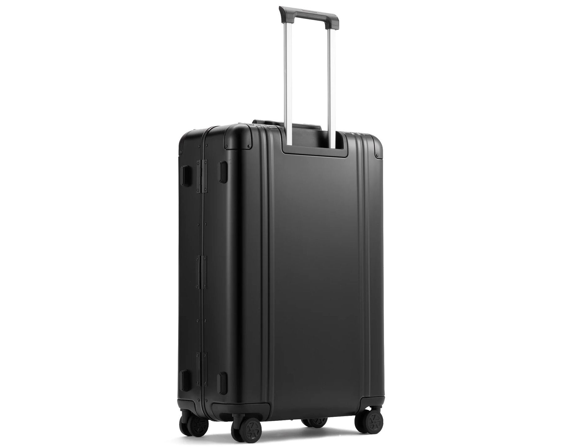 Zero Halliburton Classic Aluminum 3.0 Travel Case 88l, Black | Ethos