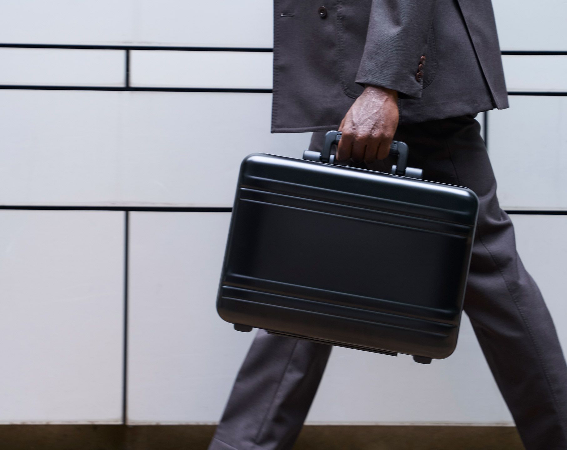 バッグ ZERO HALLIBURTON president バッグ ZERO HALLIBURTON