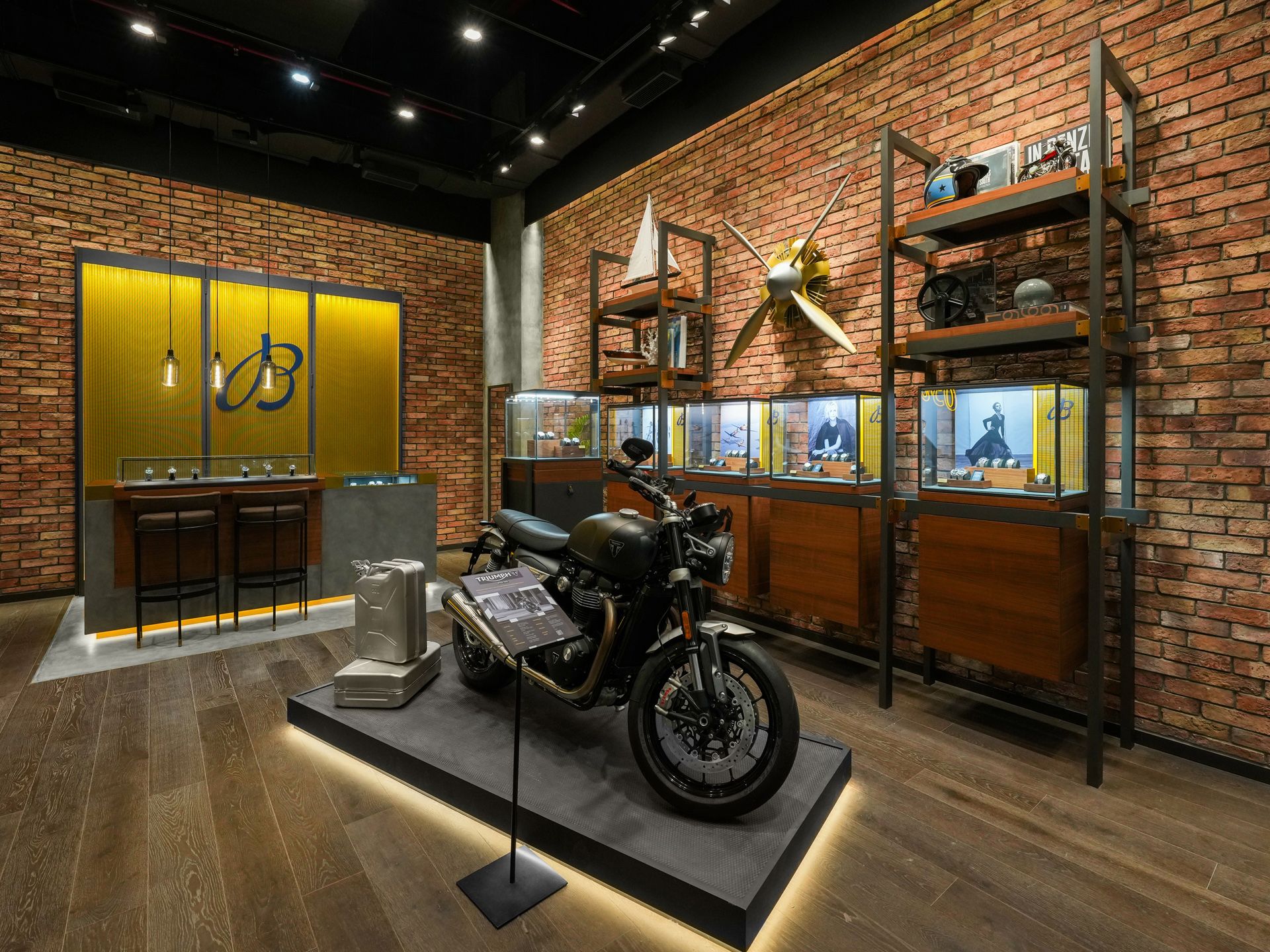 Breitling Boutique - Ethos Watches, Pune, Maharashtra